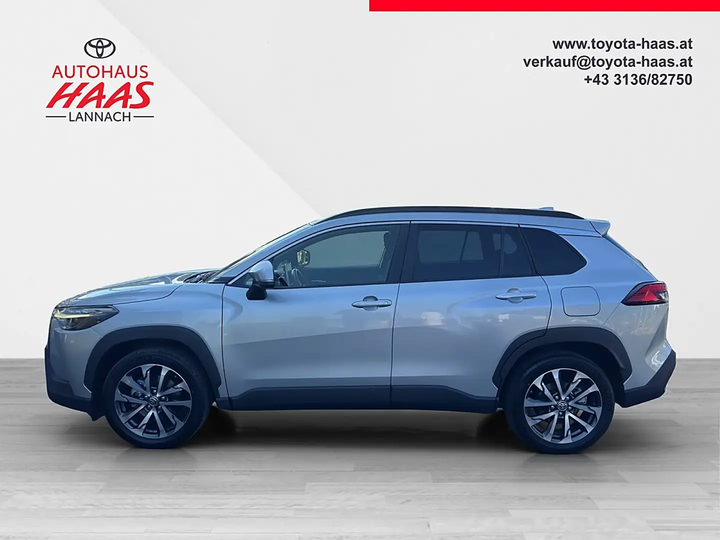 Toyota Corolla Cross 2,0 Hybrid Active Drive 2WD Silber - 2