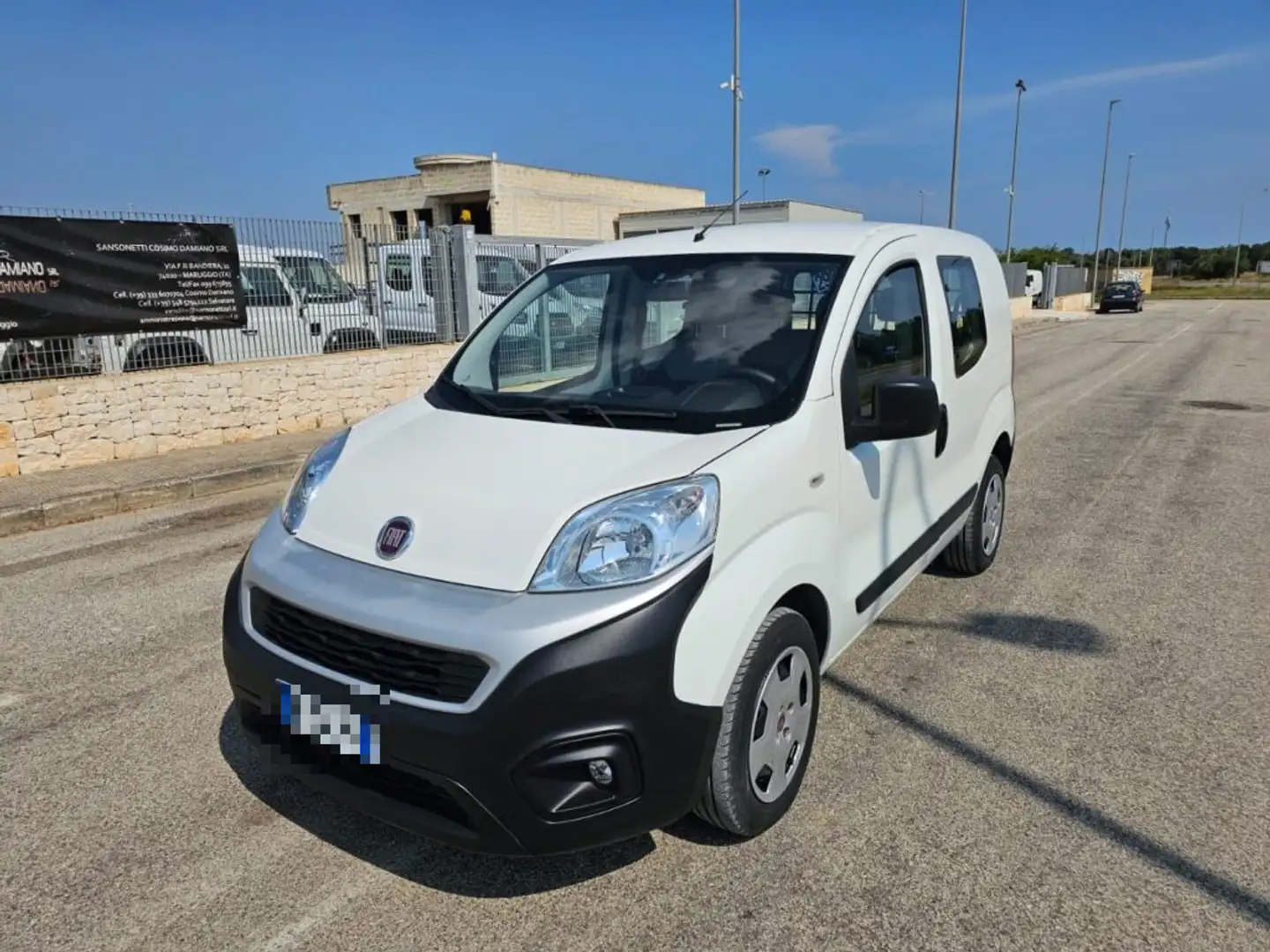Fiat Fiorino 1.3 MJT 80CV Combinato 4 posti semivetrato Blanc - 1