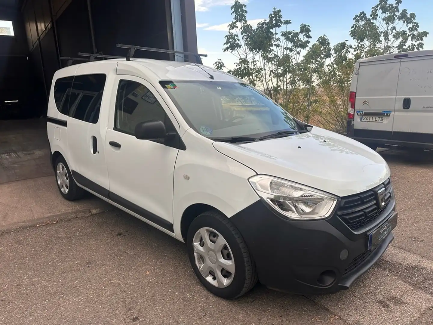 Dacia Dokker Ambiance 1.6 75kW (102CV) GLP Blanco - 2