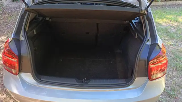 BMW 1 Series view 14
