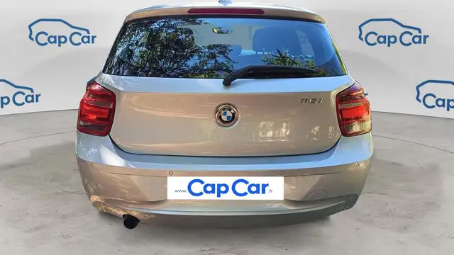 BMW 1 Series view 3