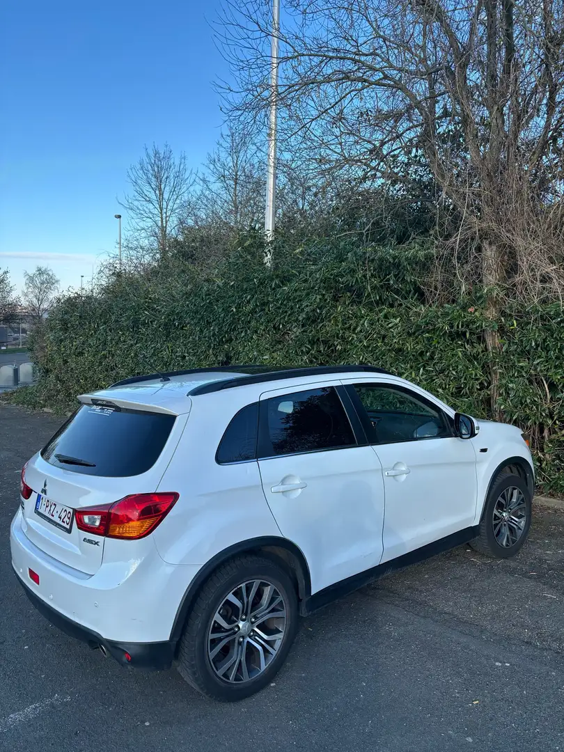 Mitsubishi ASX 1.6 Di-D 2WD Unlimited Edition Blanc - 2