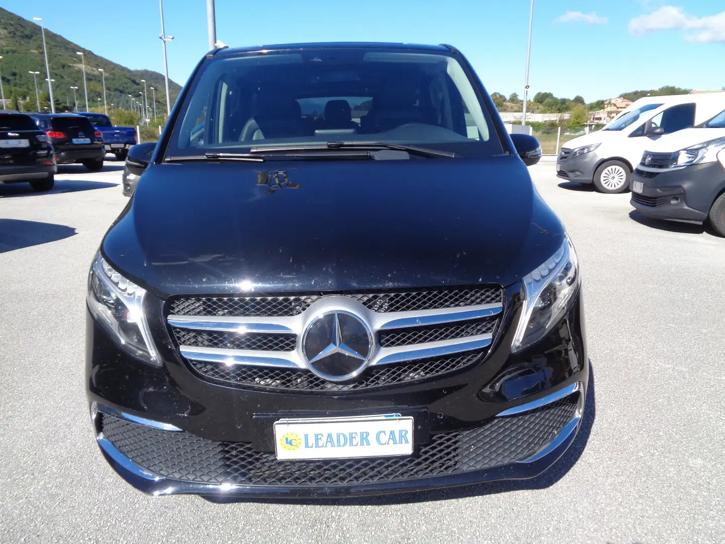Mercedes-Benz V 250d Extralong  Premium automatica Noir - 2