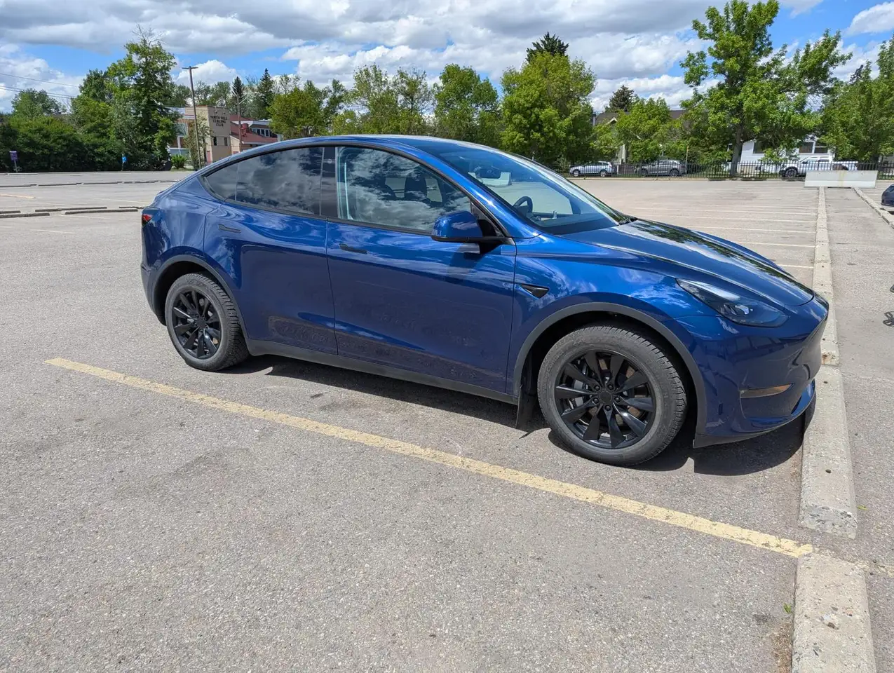 Tesla Model Y fotografie Tesla Model Y