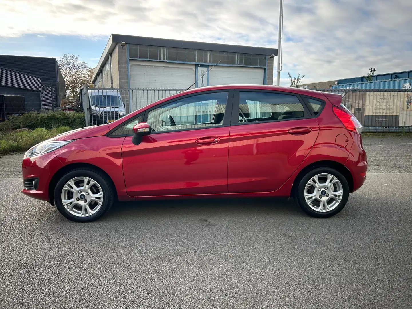 Ford Fiesta 1.0 Style Ultimate Rood - 2
