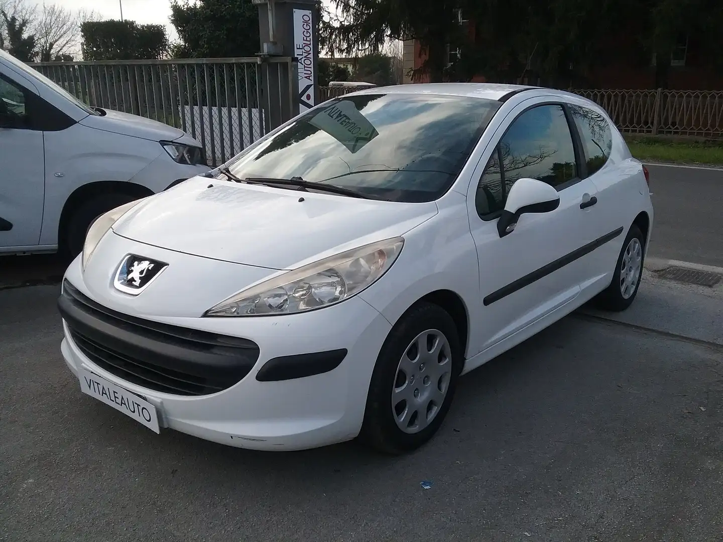 Peugeot 207 1.4 hdi VAN 2 POSTI A SEDERE ((PREZZO PIU' IVA)) Blanco - 1
