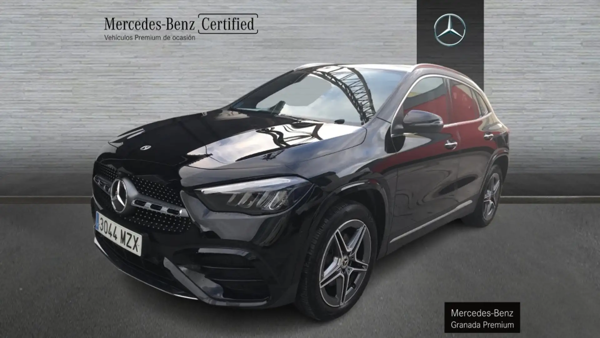 Mercedes-Benz GLA 250 -CLASS E - 1