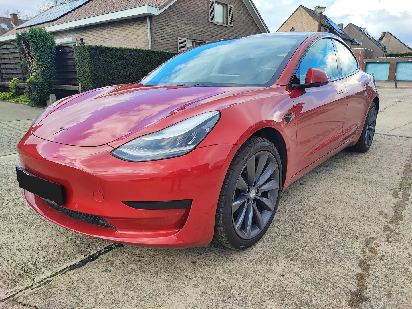 Tesla Model 3 SR+ * Autopilot * BTW wagen Red - 1