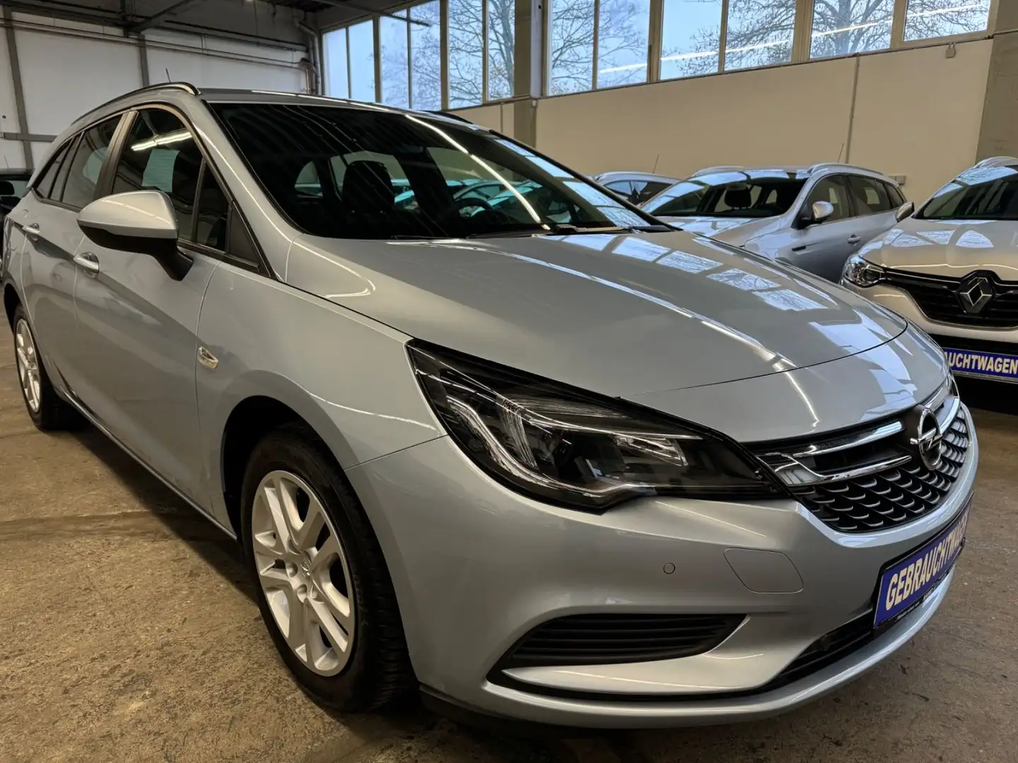 Opel Astra K Sports Tourer Edition-1Hand- Bleu - 1
