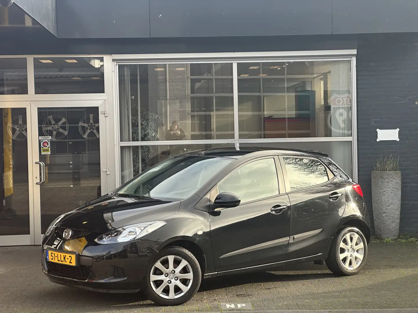 Mazda 2 1.3 TS AIRCO / ELEKT RAMEN VOOR / ELEKT EN INKLAPB Schwarz - 1