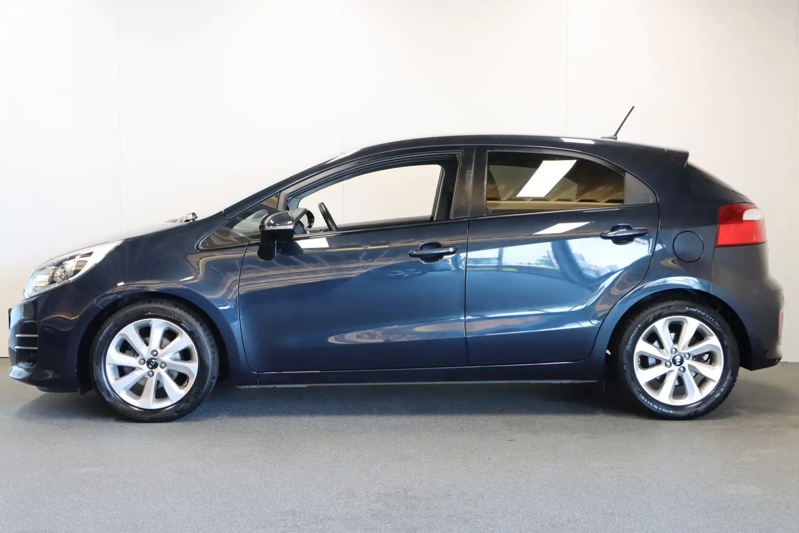 Kia Rio 1.2 CVVT ExecutiveLine Afneembare Trekhaak Modrá - 2