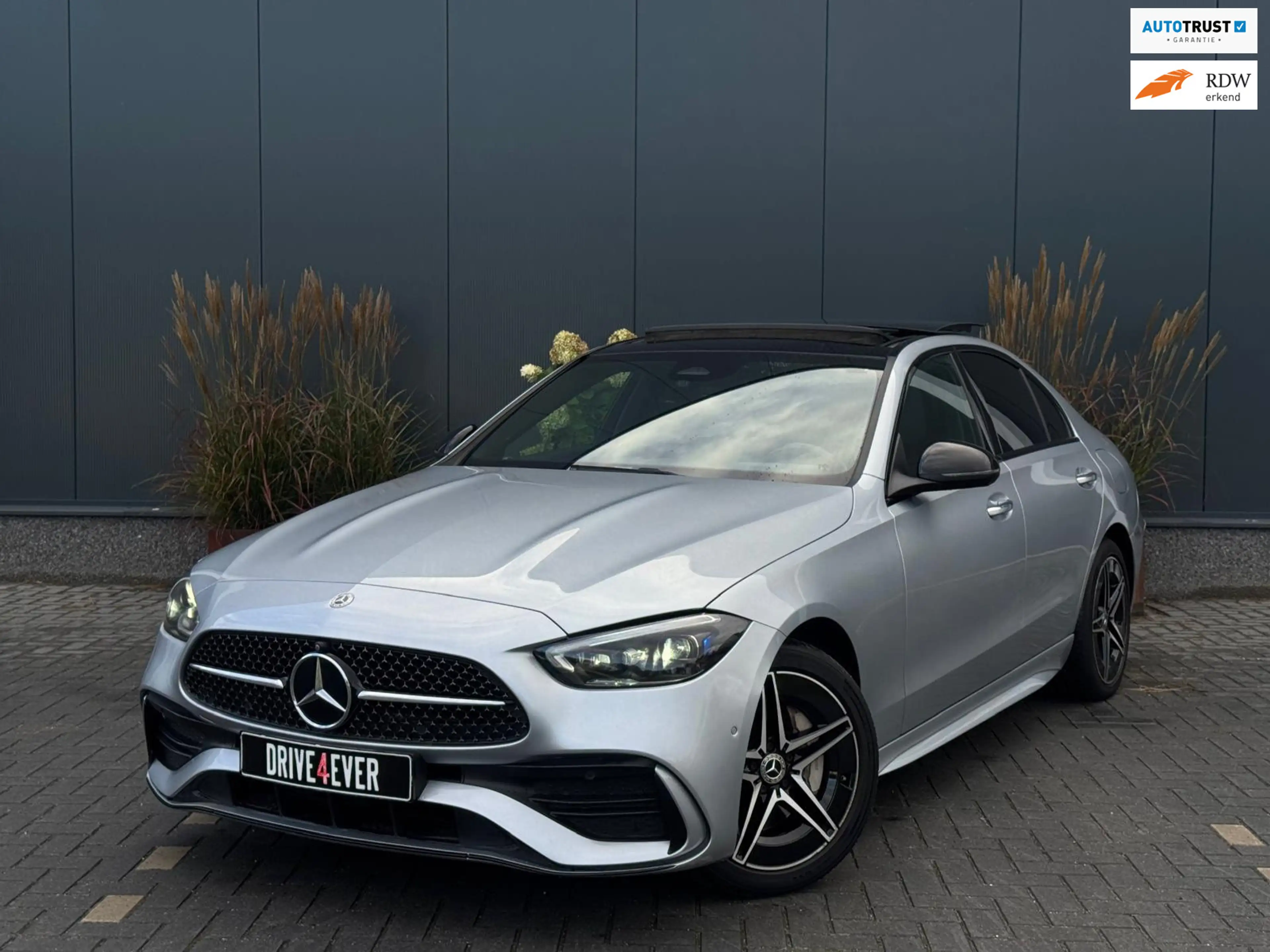 Mercedes-Benz C 300 e AMG Line FULL PANO|HUD|CLIMATE|SPORTVELGEN|MM SE