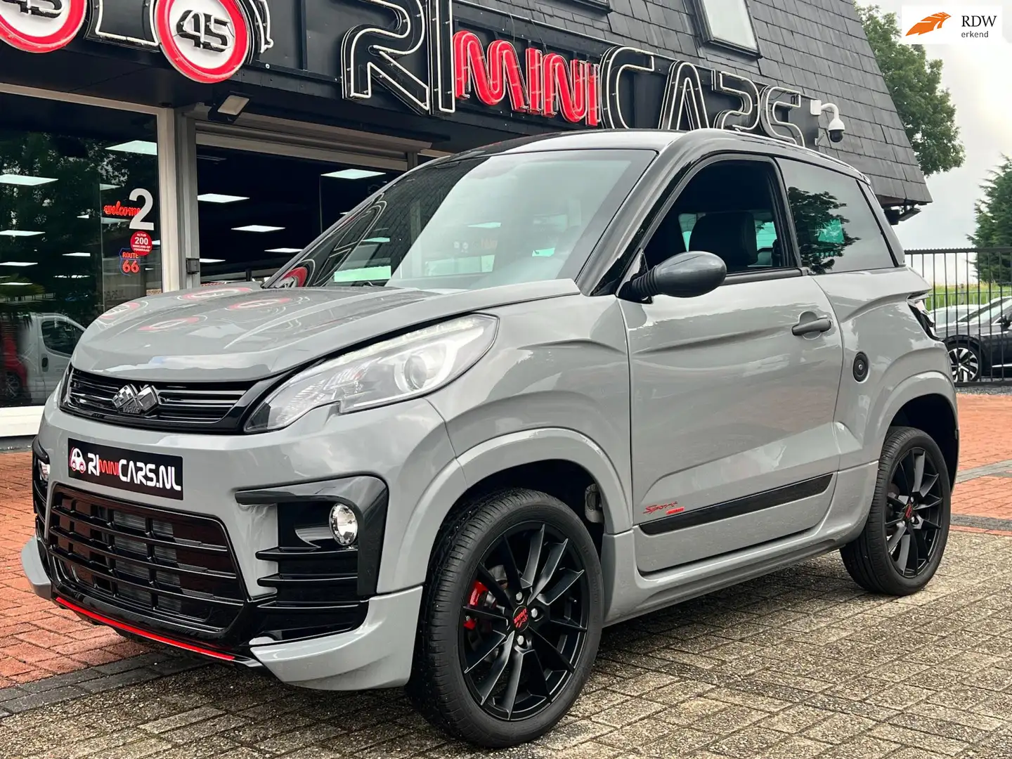 Ligier JS 60 Brommobiel Ultimate Sport | 2022 | Airco | Stuurbe Gris - 1