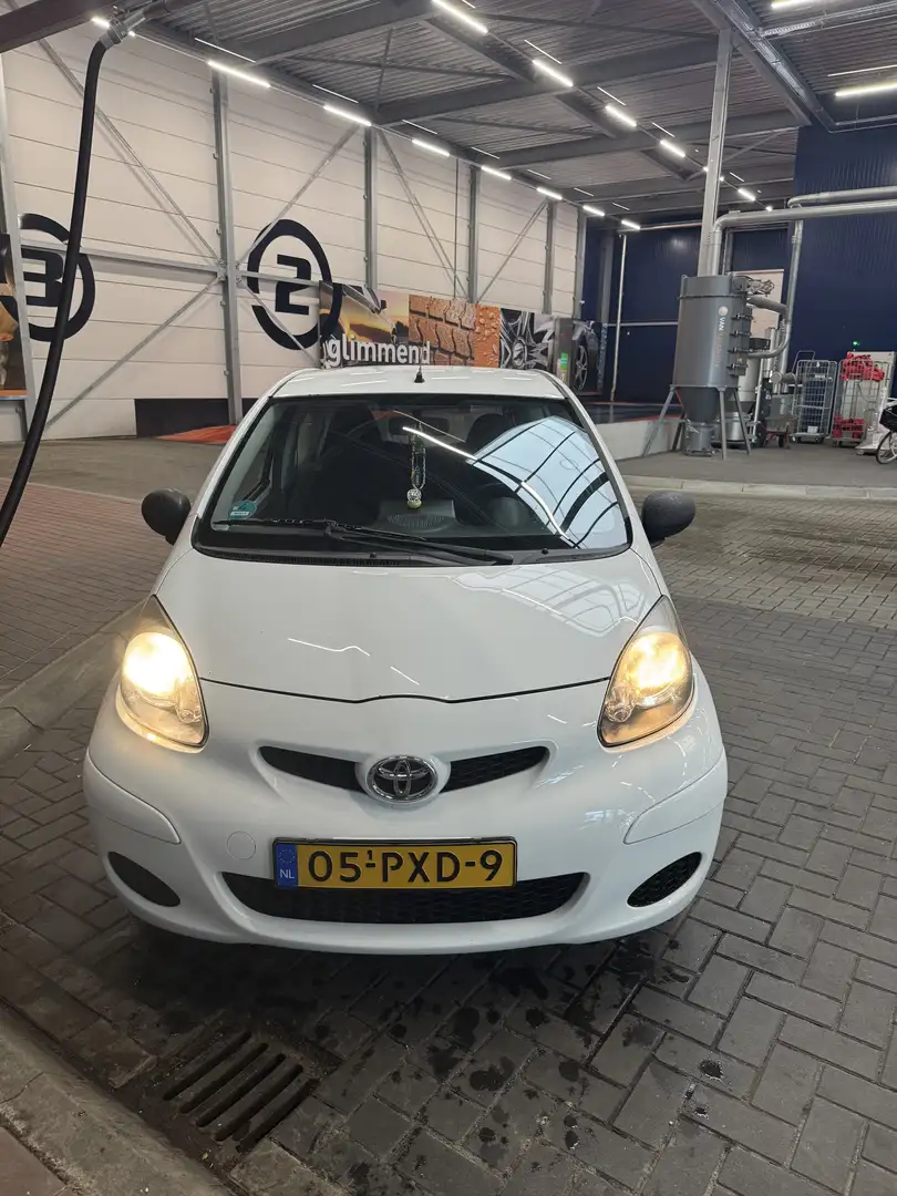 Toyota Aygo 1.0-12V Access Wit - 2
