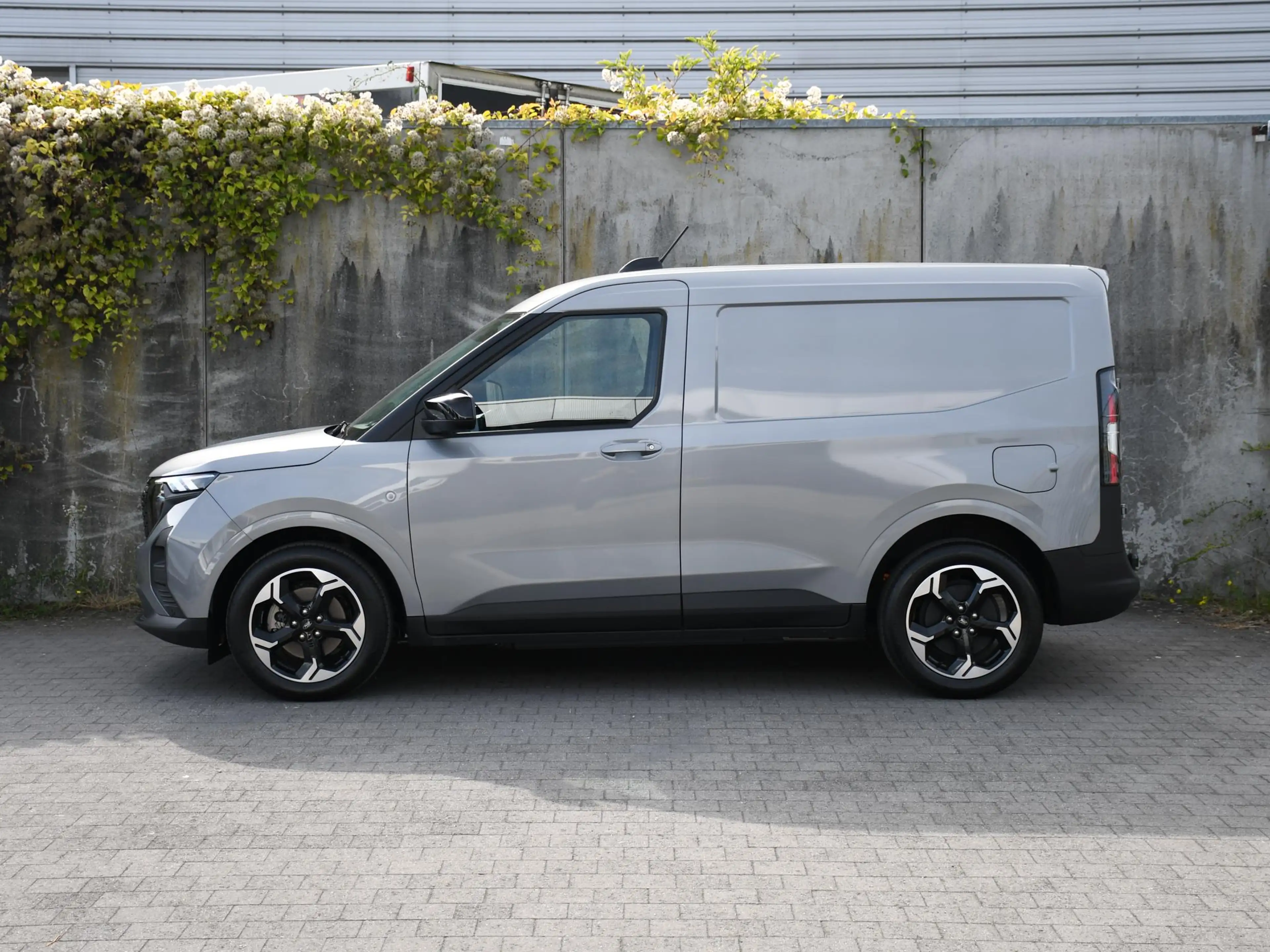 Ford Transit Courier E-Transit Limited 44 kWh 136pk Automaat CAMERA | D — photo 3