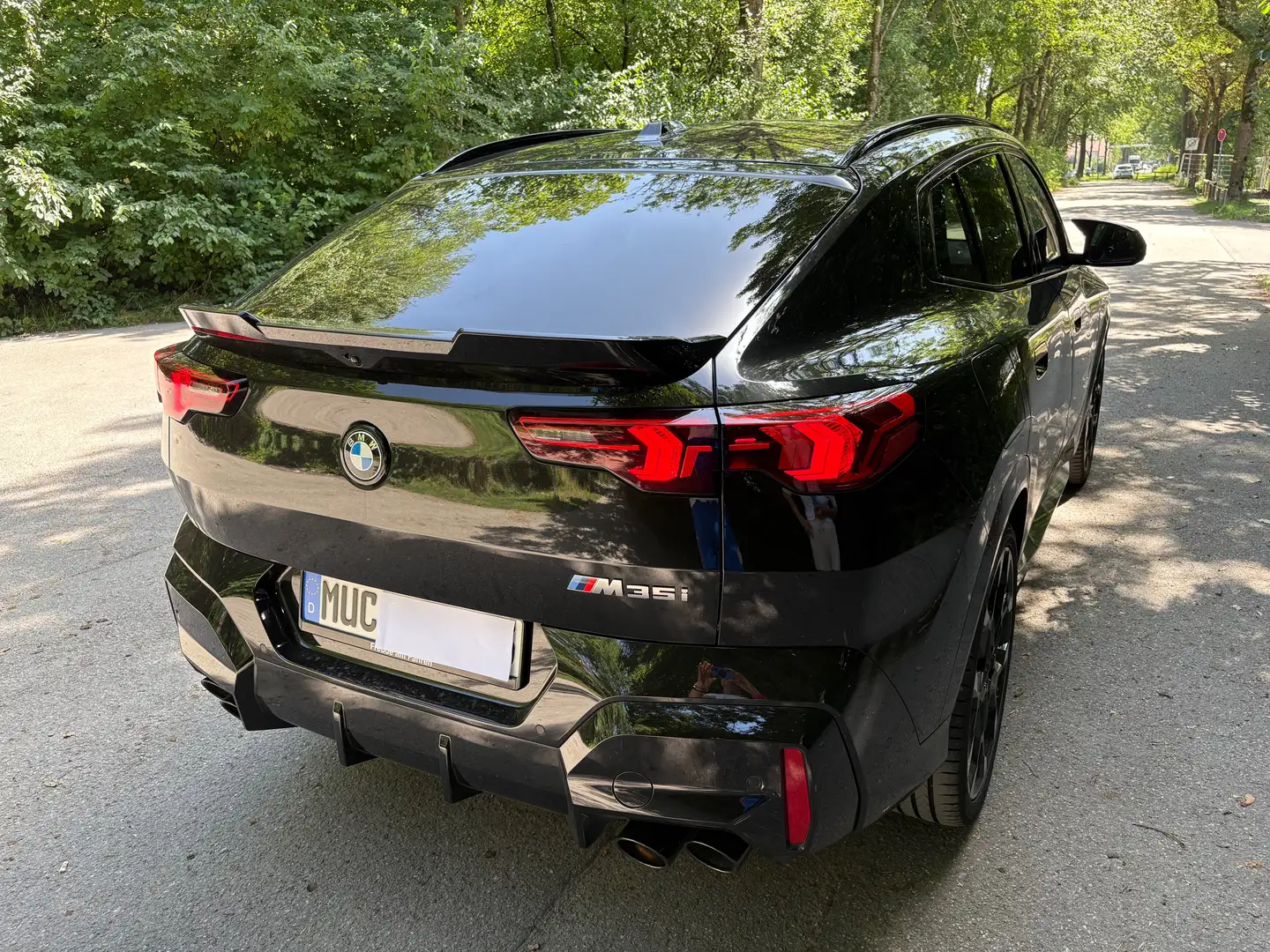 BMW X2 M X2 M35i xDrive Schwarz - 2