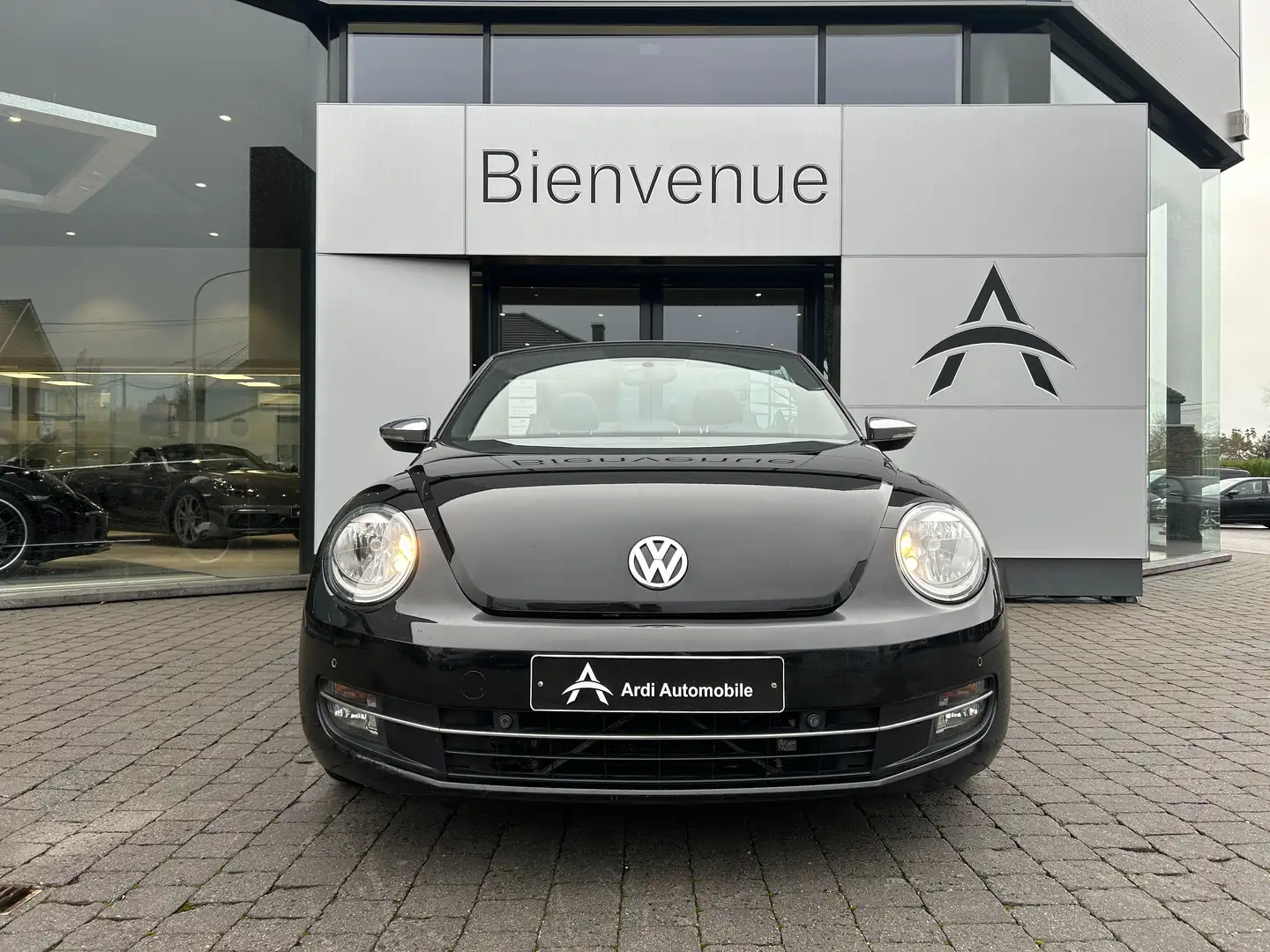Volkswagen Beetle Cabriolet 1.6 CR TDi *GARANTIE*1ER PROP*GPS*CUIR* Noir - 2