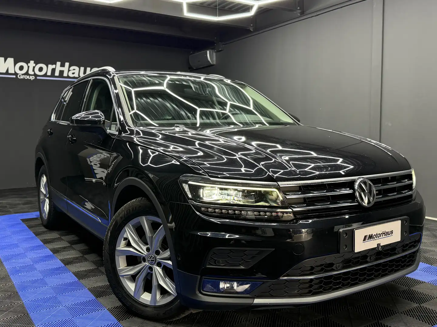 Volkswagen Tiguan 2.0 tdi Blue Motion dsg Noir - 1