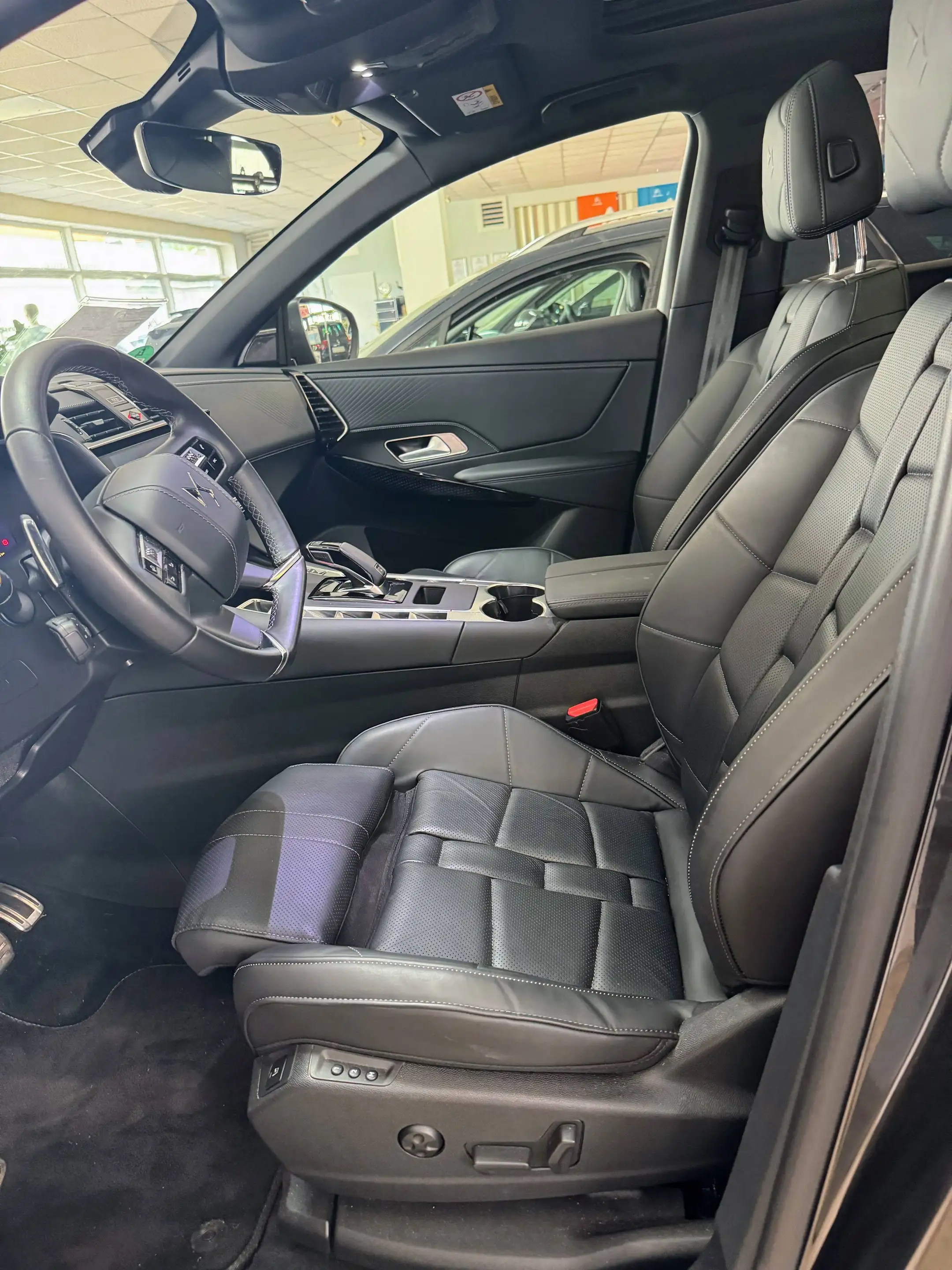 DS Automobiles DS 7 Étoile — photo 4