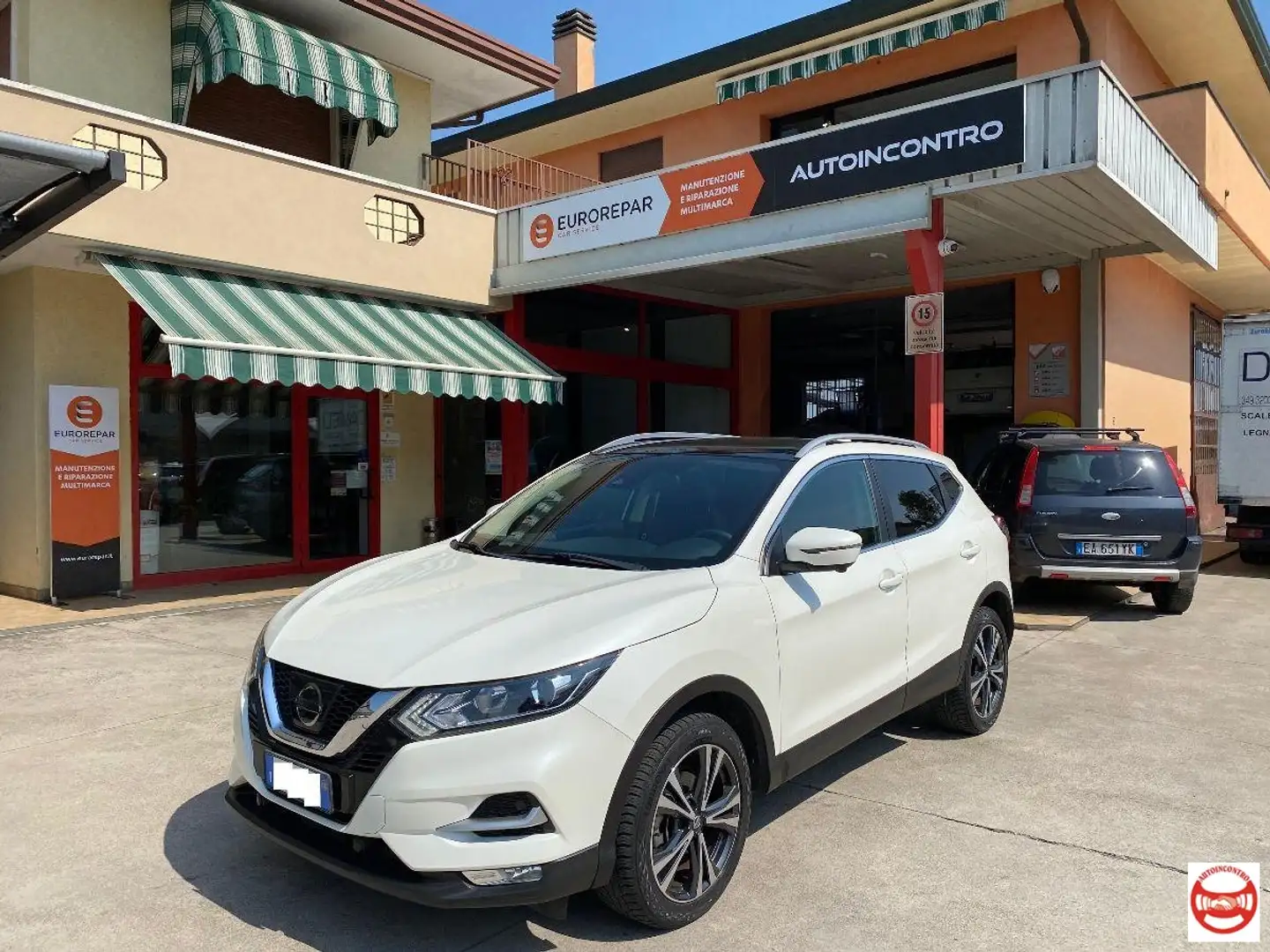 Nissan Qashqai 1.5 dci N-Connecta 110cv Bianco - 1