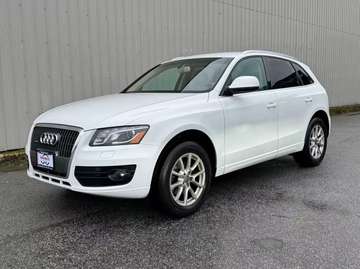 quattro Premium Plus. LOCAL BC VEHICLE. FULL SERVI