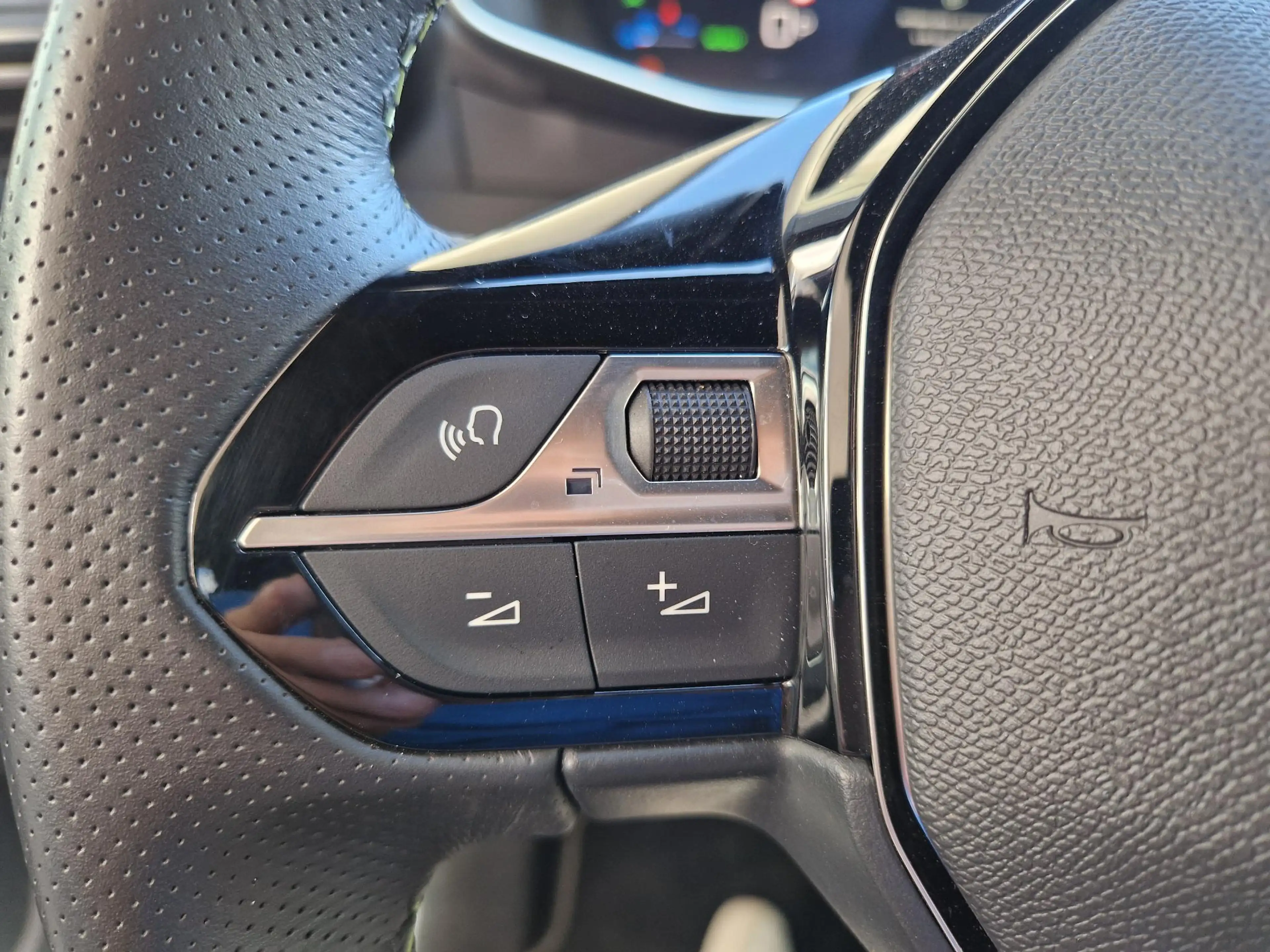 Peugeot e-2008 EV GT 50 kWh | Climate & Cruise Control | Achterui — photo 15
