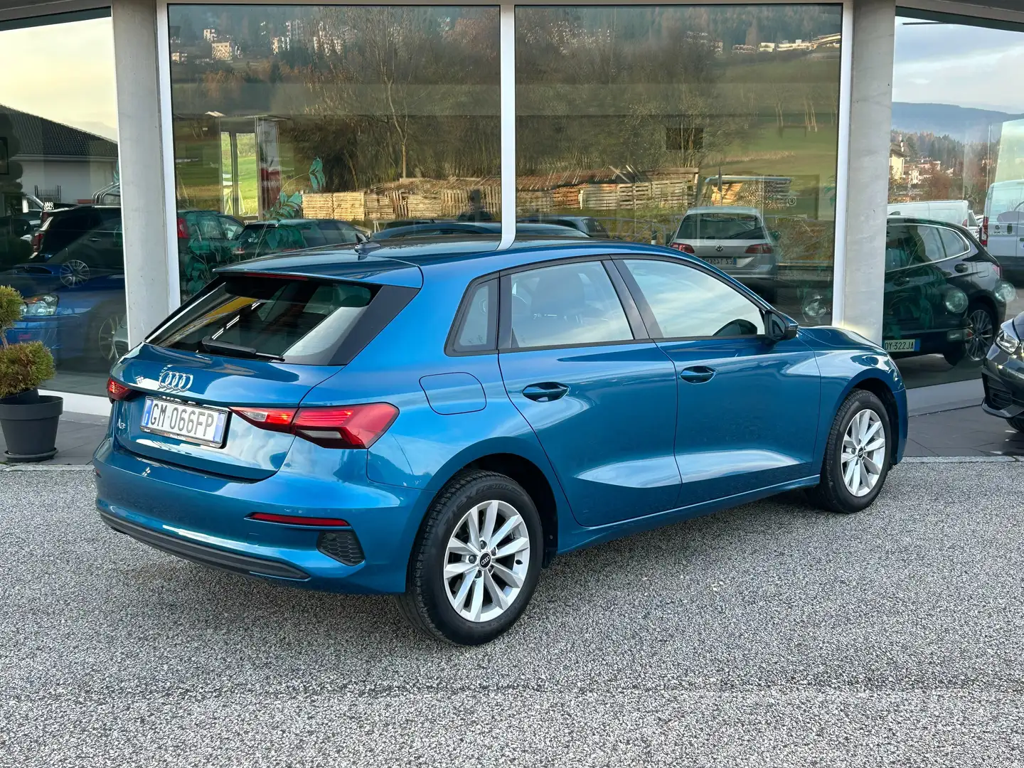 Audi A3 Sportback 30 2.0 tdi 116cv Business Advanced Blu/Azzurro - 2