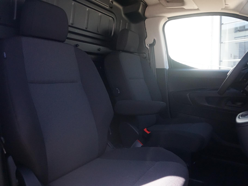 Peugeot Partner e-Partner L1 50 kWh | camera | Apple Carplay/Andro — photo 11