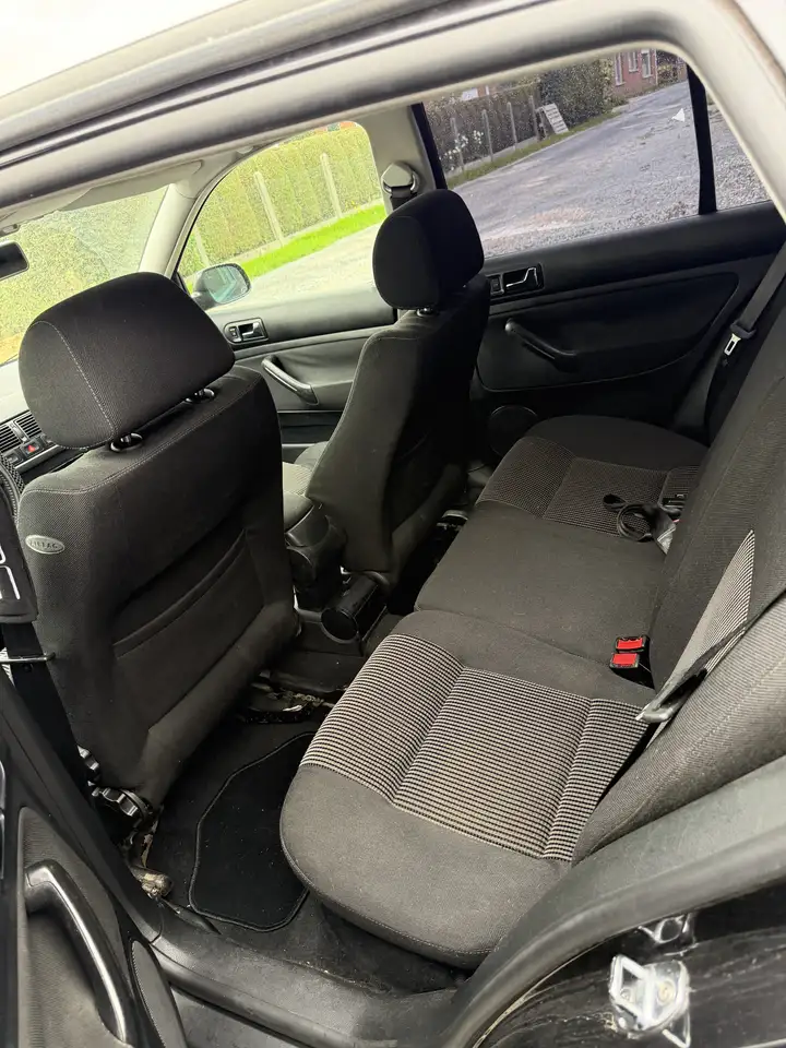 Volkswagen Golf 2.0i Highline, foto 9