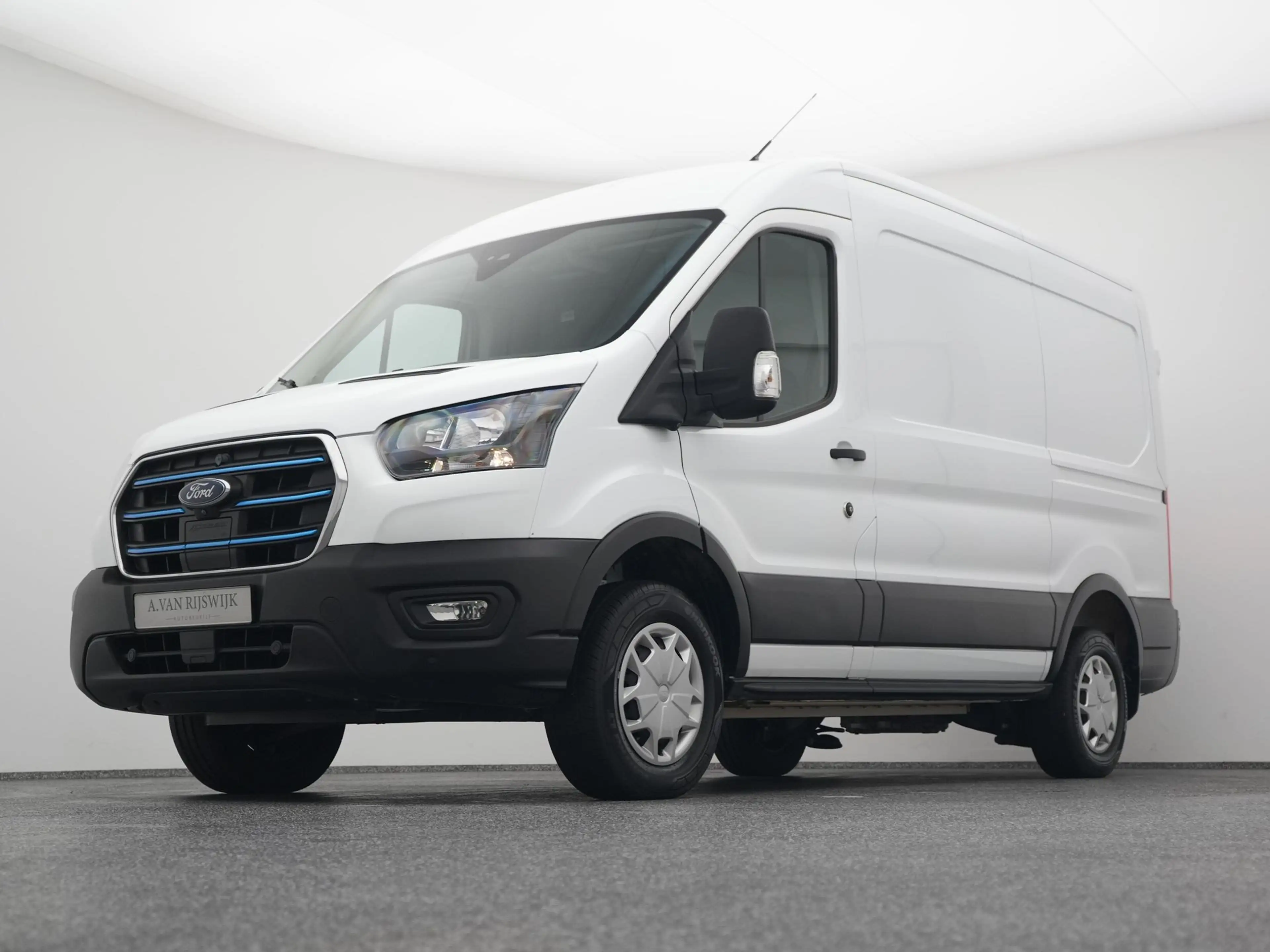 Ford E-Transit 350 L2H2 Ambiente 68 kWh 50 L2H2 Trend 68 kWh | CA — photo 15