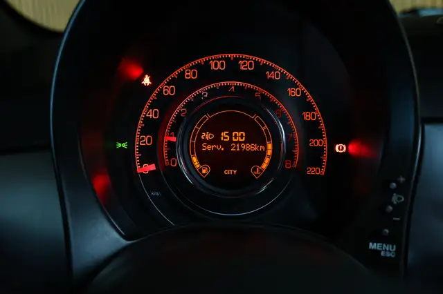 Fiat 500 view 9