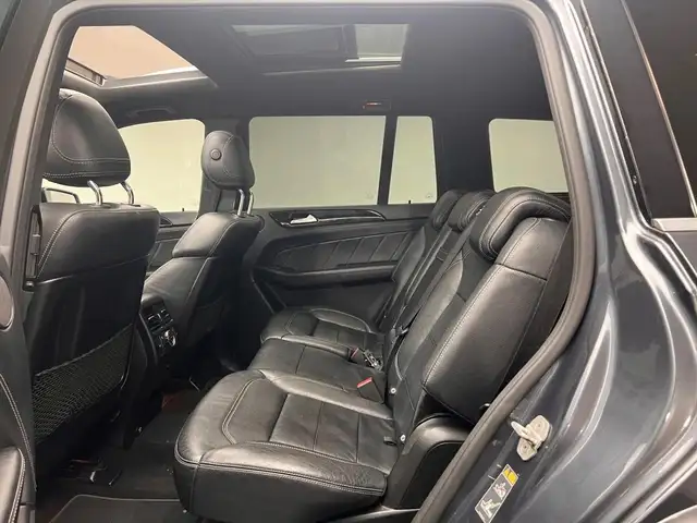 Mercedes-Benz GL view 9