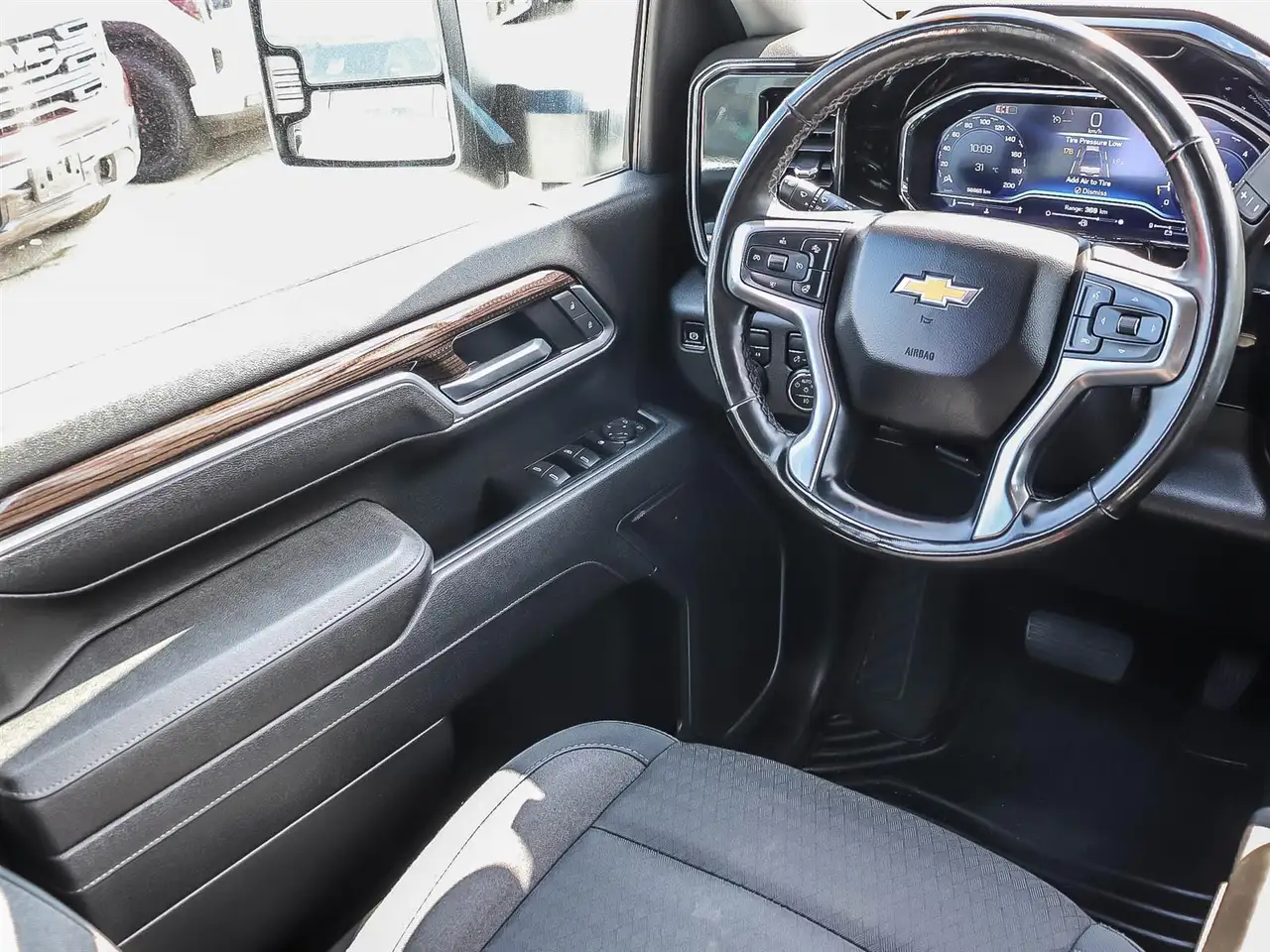 Chevrolet Silverado 2500 снимка Chevrolet Silverado 2500
