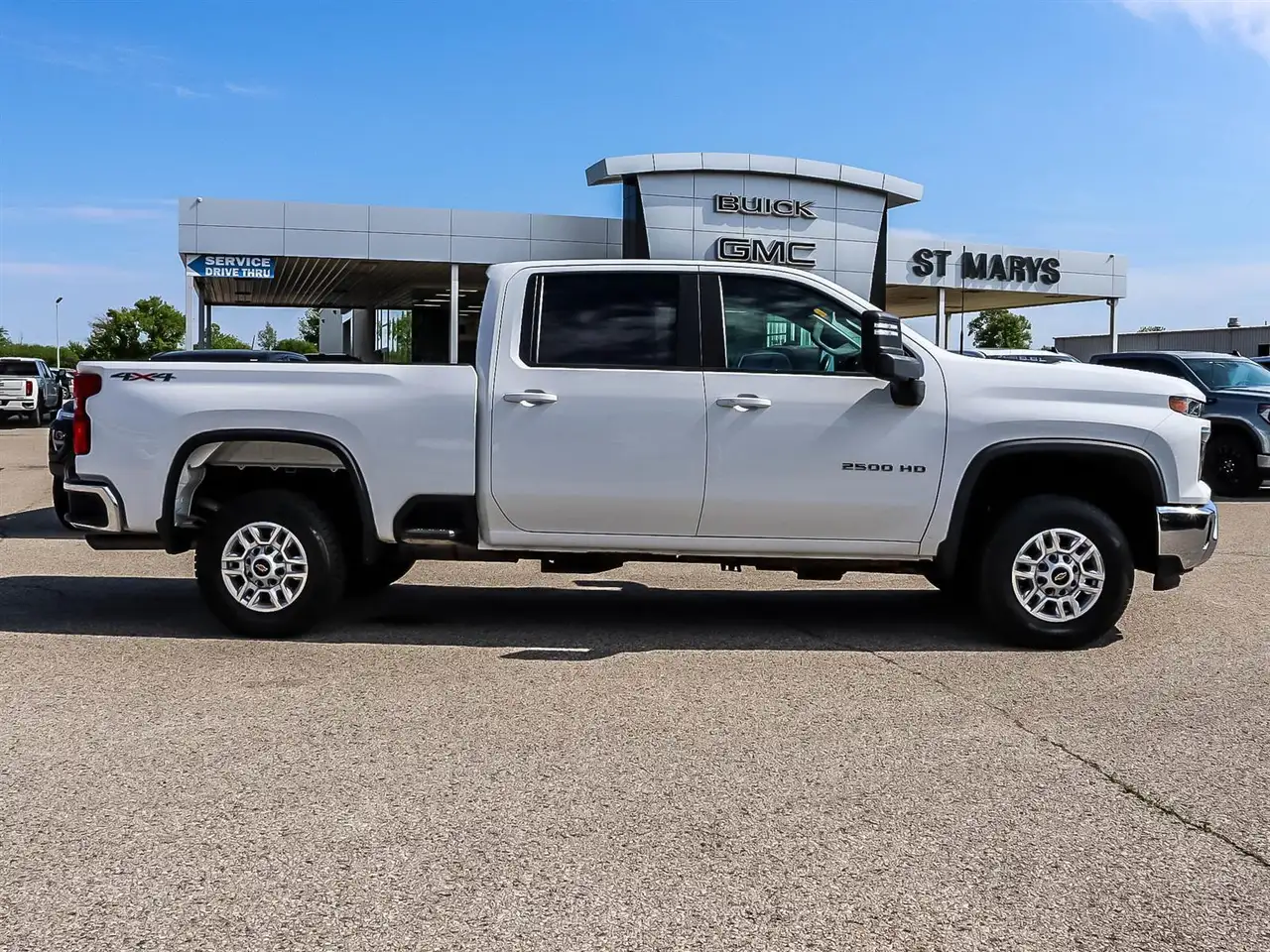 Chevrolet Silverado 2500 снимка Chevrolet Silverado 2500