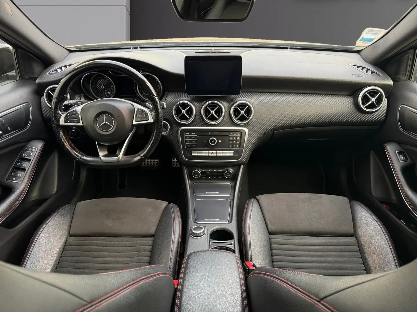 Mercedes-Benz A 220 Classe A 220 d 7G-DCT Fascination Grau - 2