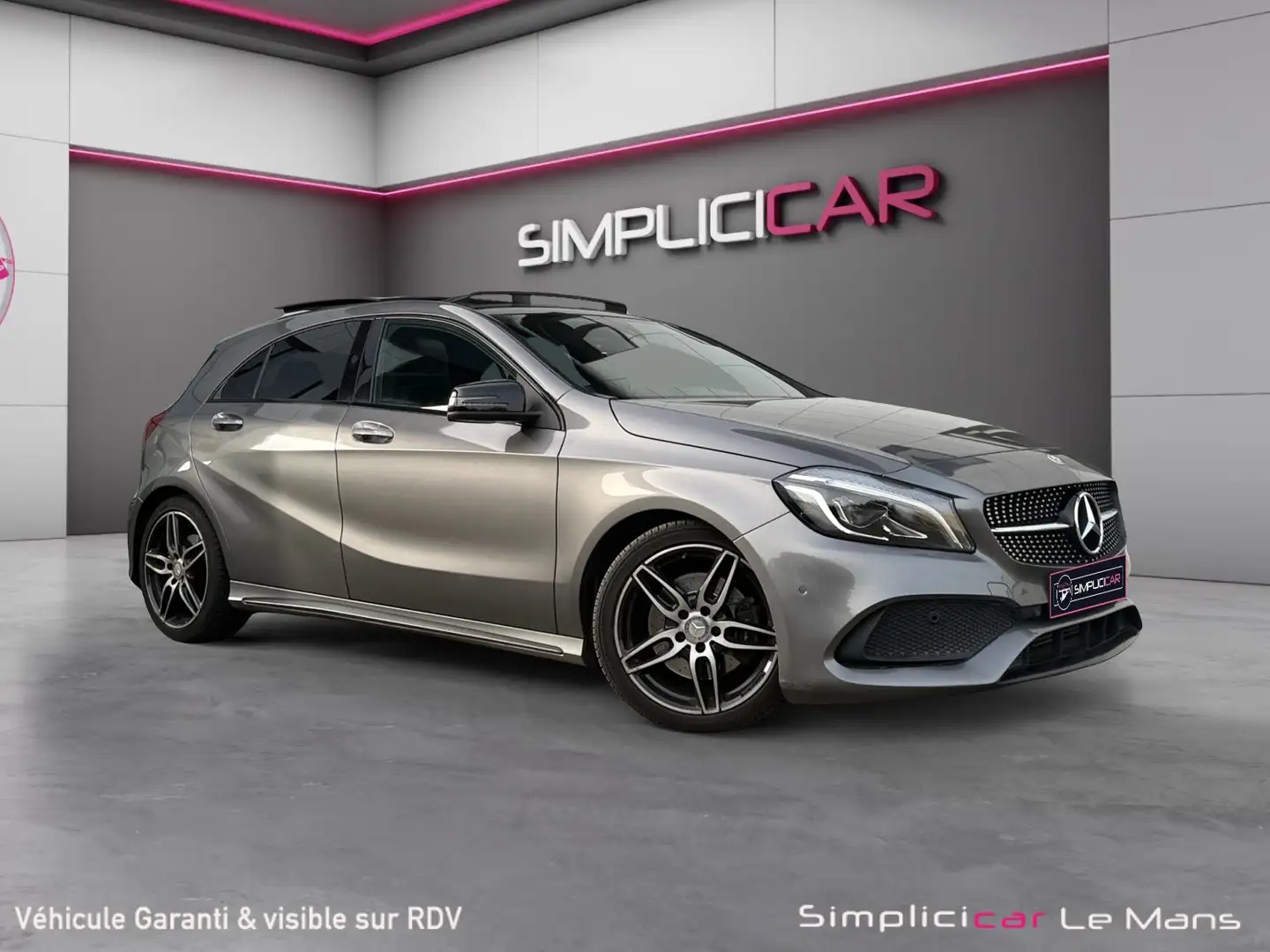 Mercedes-Benz A 220 Classe A 220 d 7G-DCT Fascination Grau - 1