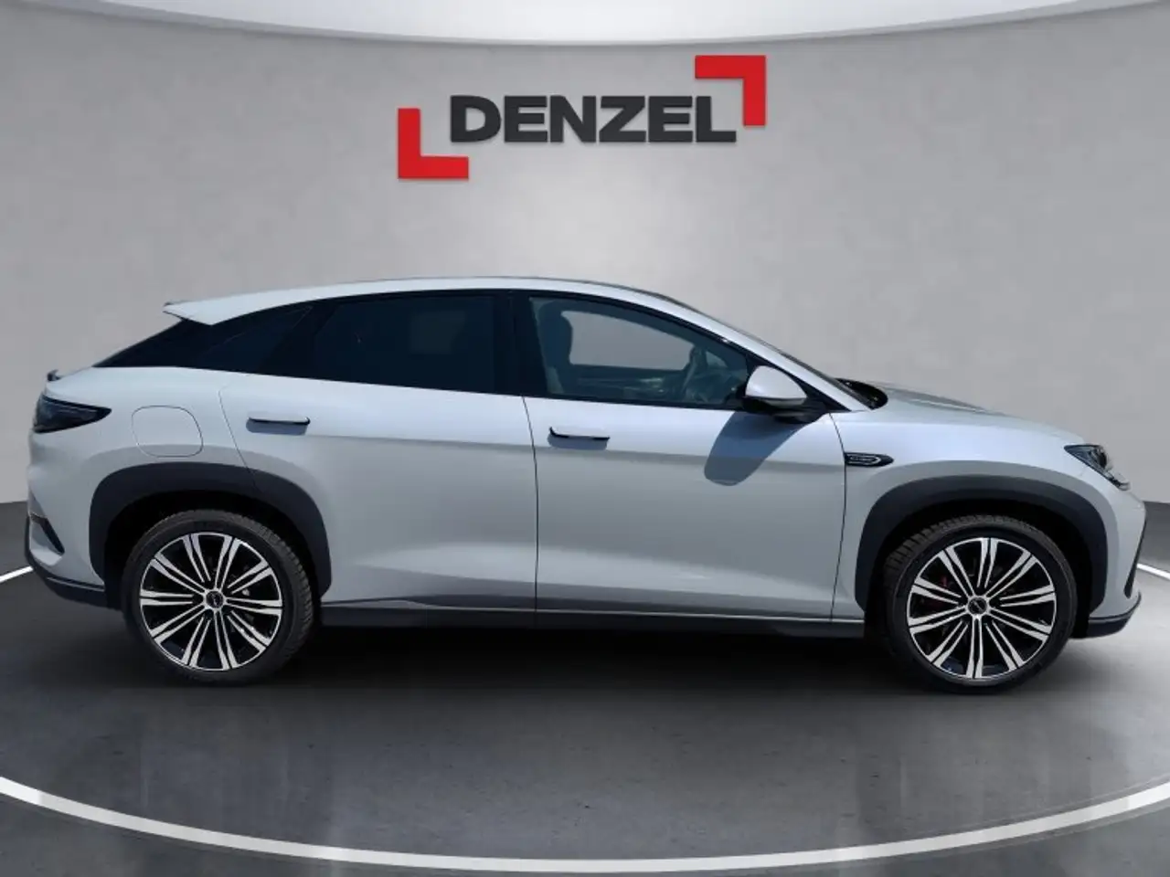 BYD SEALION 7
