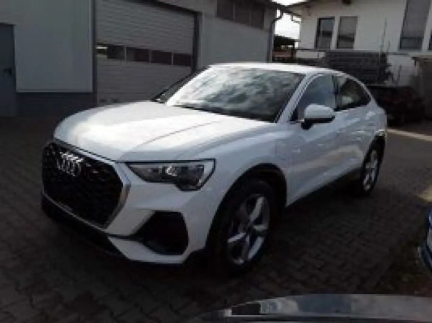Audi Q3 45*Navi*Alu*PDC*Virtual Cock Weiß - 2