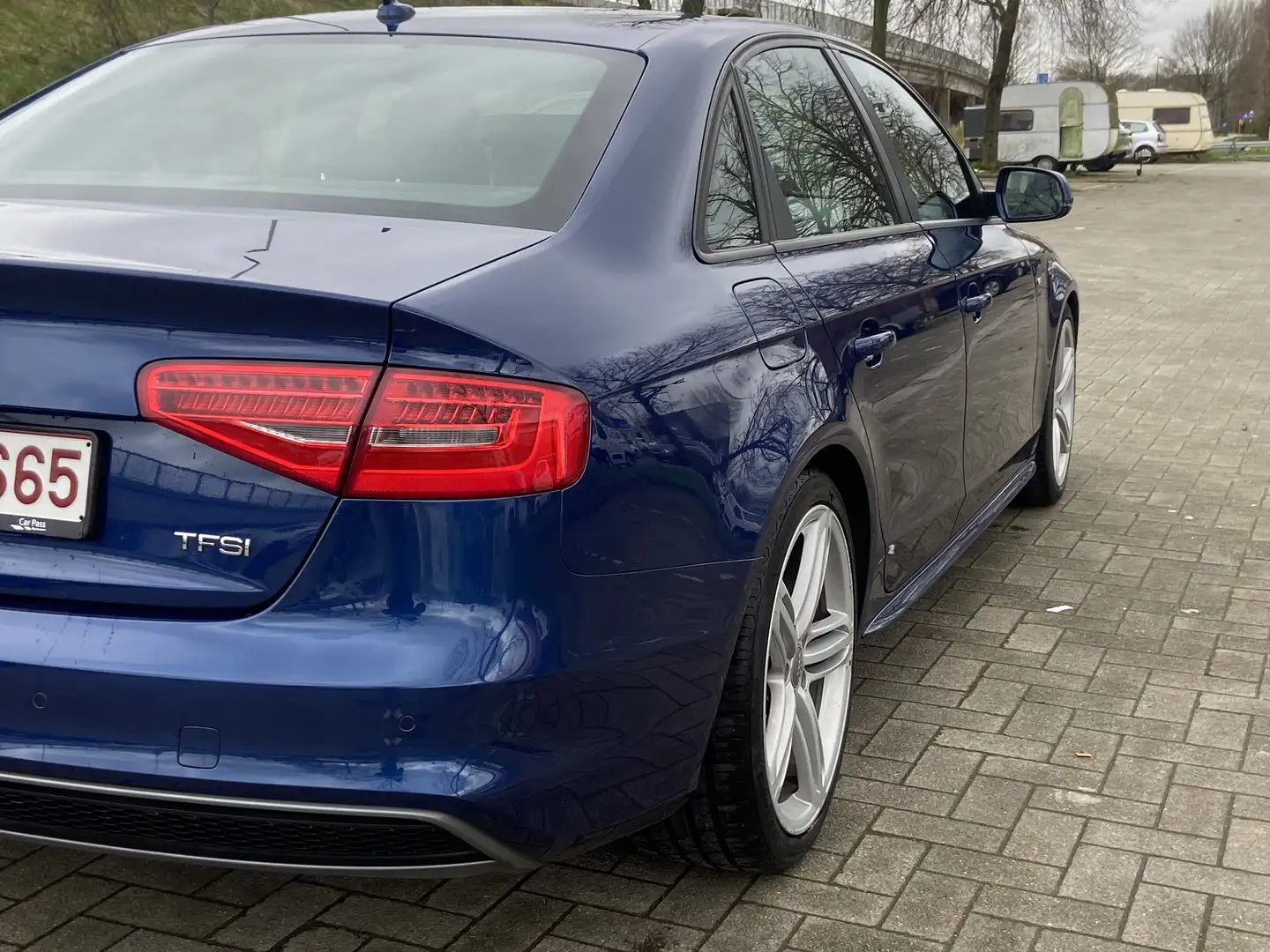 Audi A4 Avant 1.8 TFSI 170 S Line - 2