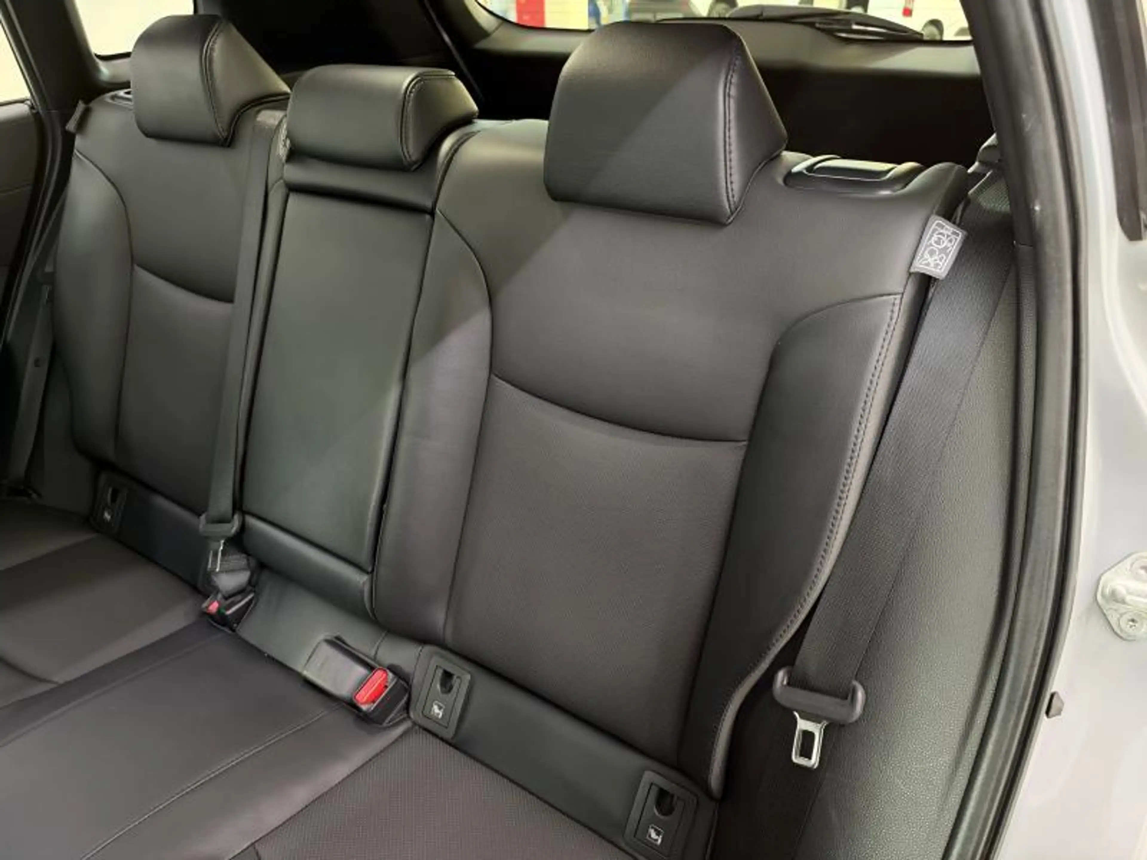 Toyota Corolla Cross 1.8 HYB PREMIUM — photo 10