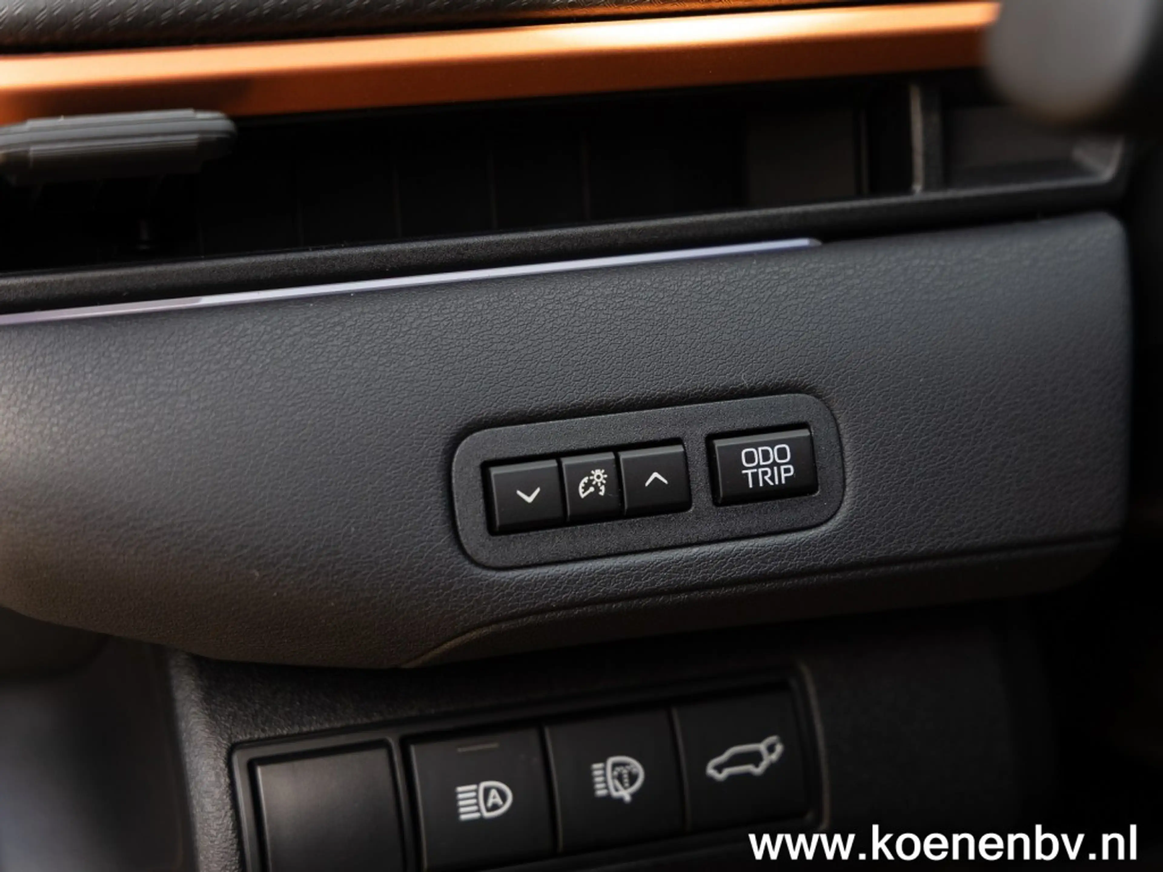 Subaru Uncharted UNCHARTED 2E-xcite + / 77Kwh / CEMENT GRAY / ZWART — photo 32