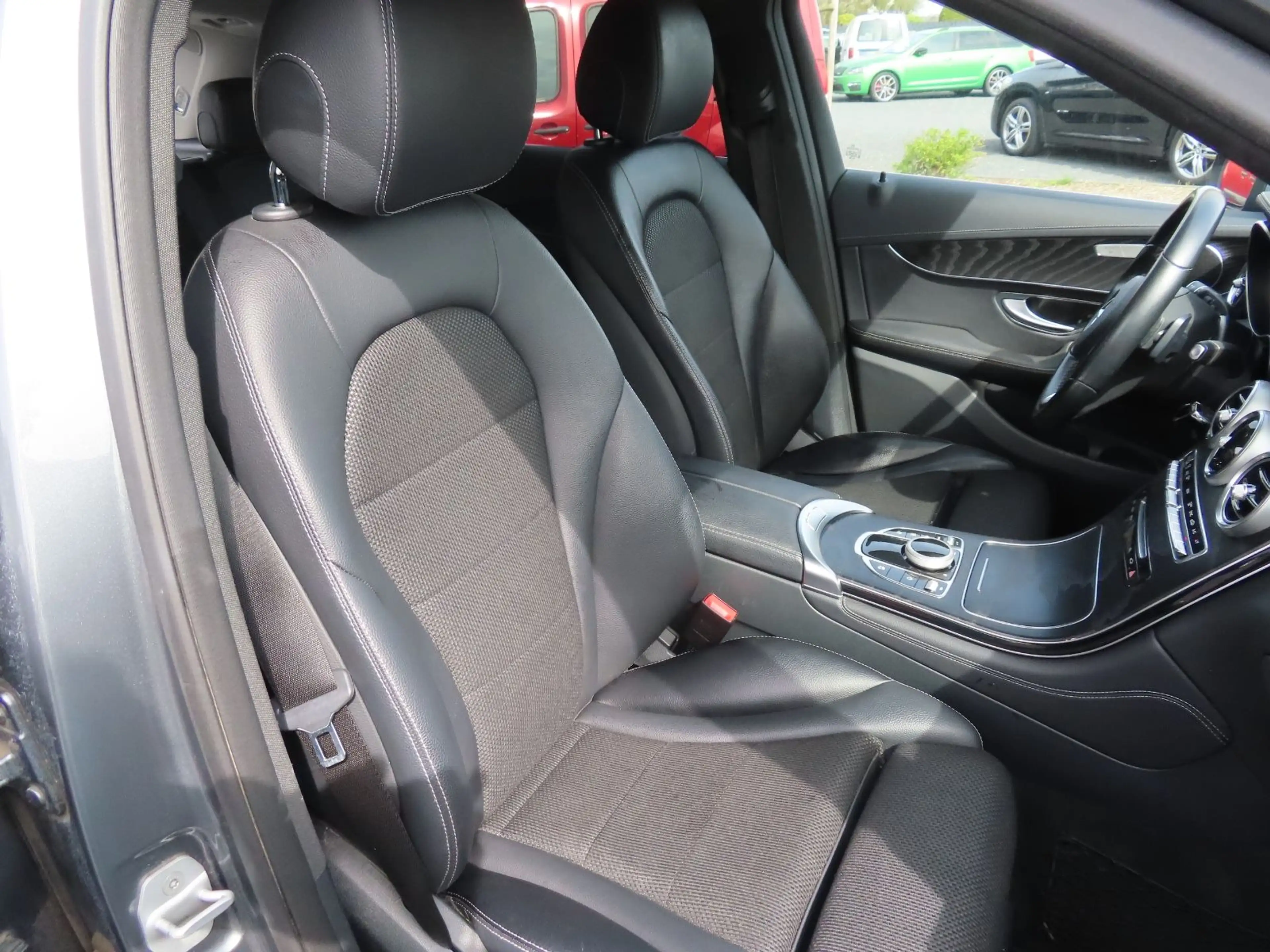 Mercedes-Benz GLC 250 d 4Matic EXCLUSIVE Navi Kamera 19"Alu — photo 13