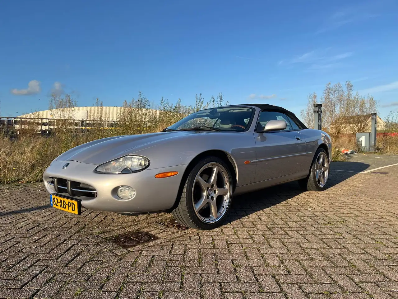 Jaguar XK8 Convertible, foto 2