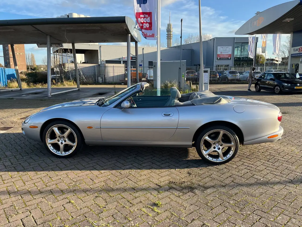 Jaguar XK8 Convertible, foto 7