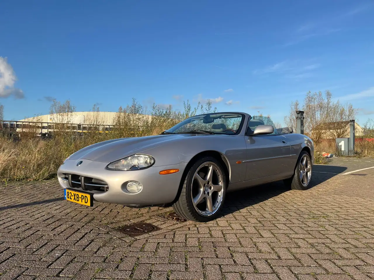 Jaguar XK8 Convertible, foto 3