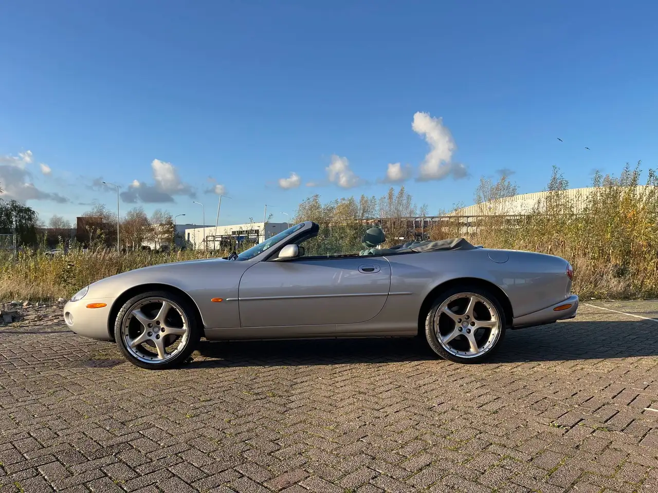 Jaguar XK8 Convertible, foto 6
