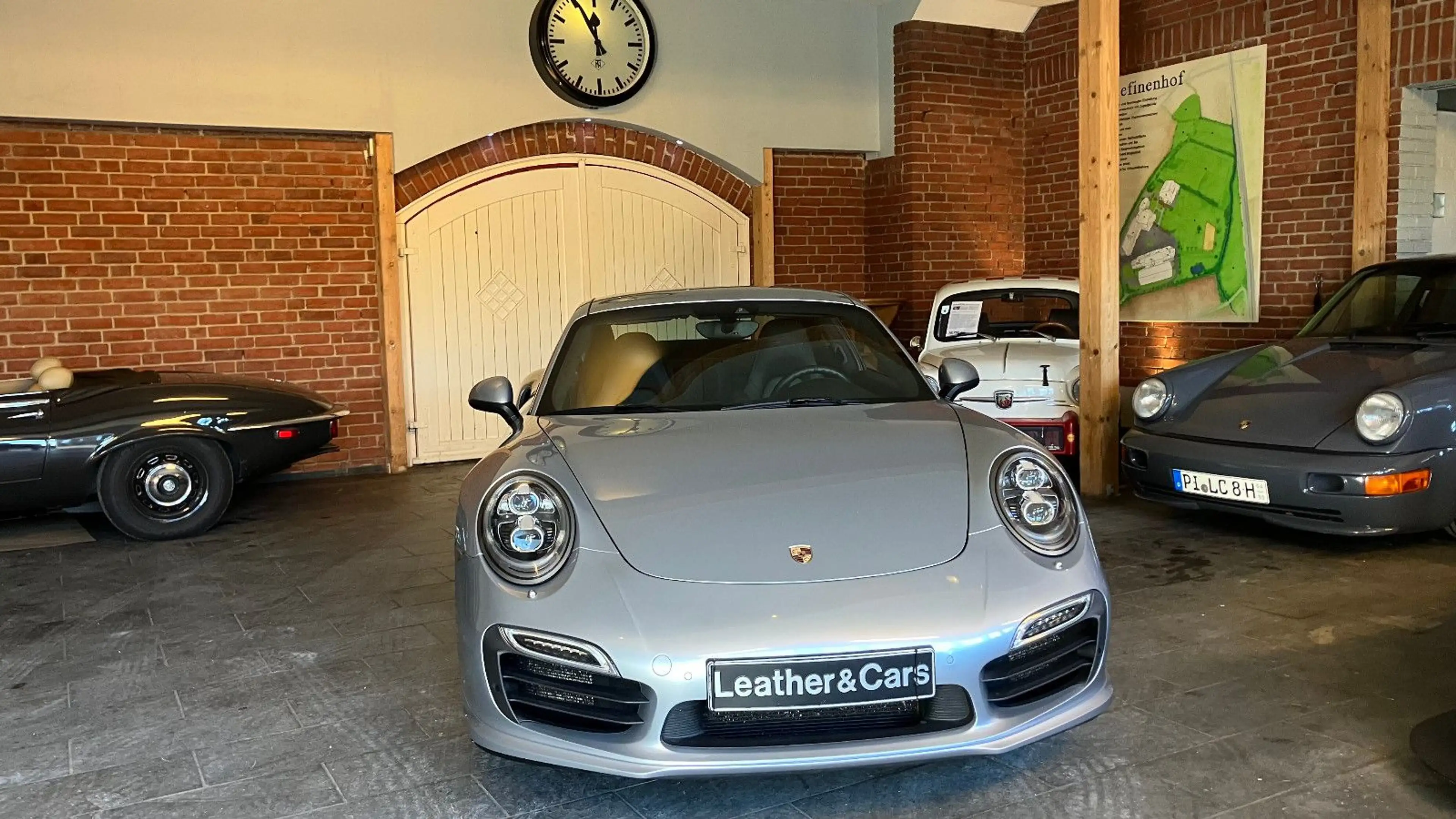 Porsche 991 Turbo S Coupé*1.HAND*U-FREI*BRD*