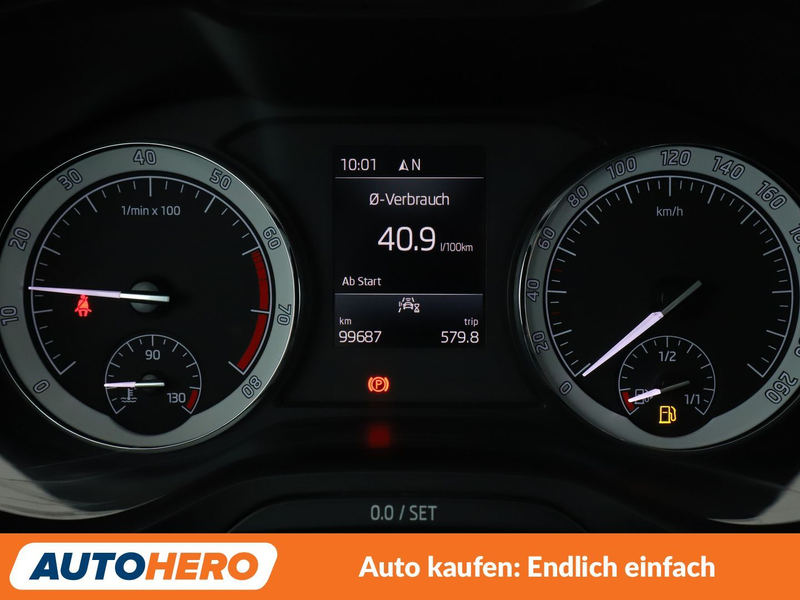 Skoda Karoq 1.5 TSI ACT Ambition*NAVI*ACC*CAM*PDC* — photo 20