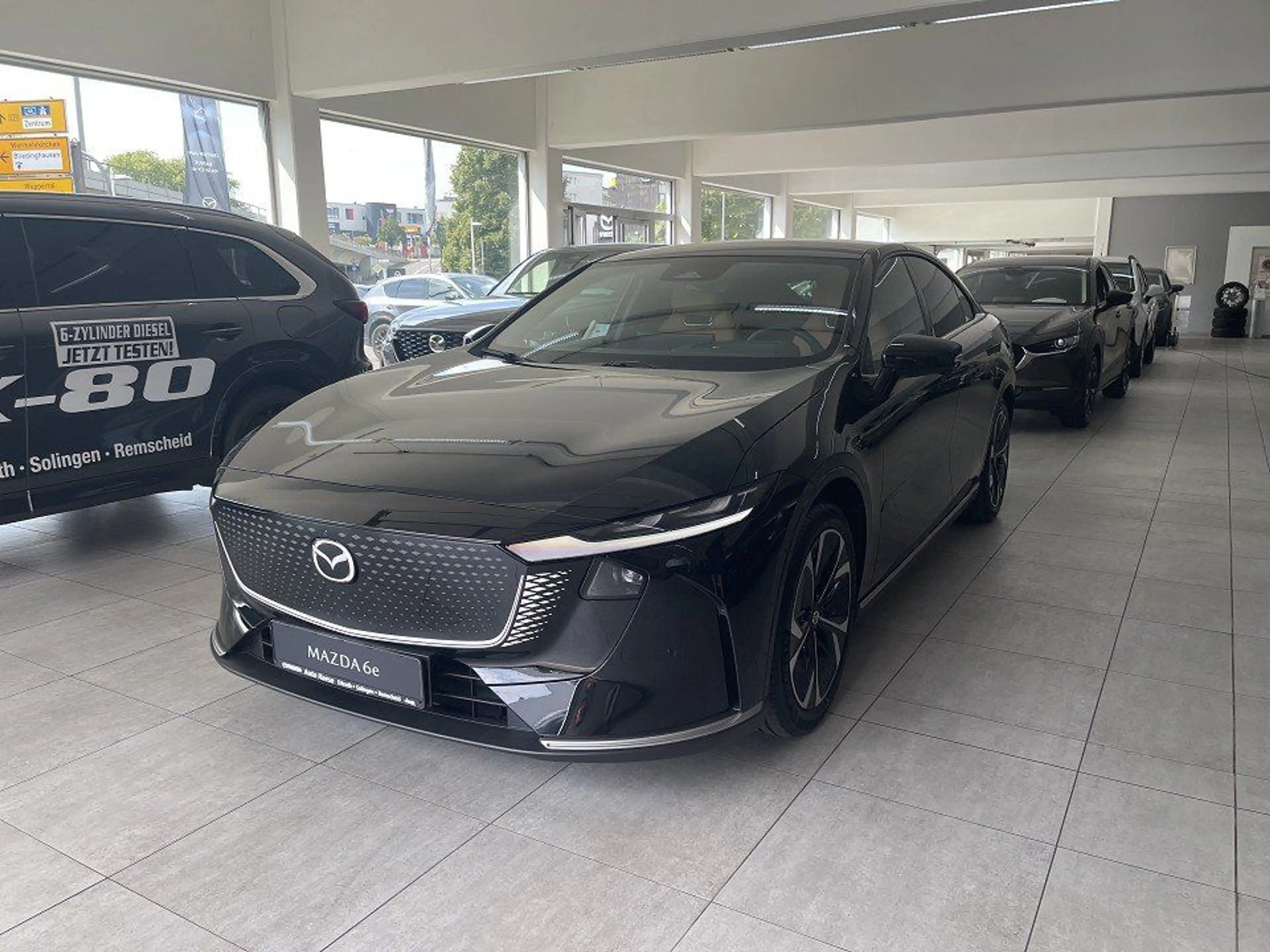 Mazda 6e EV 258PS Takumi Plus Teil-Nappaleder beige — photo 4