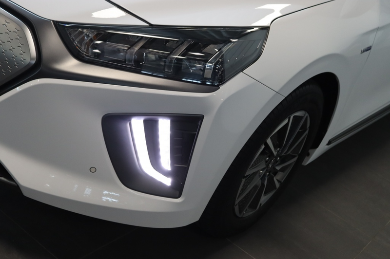 Hyundai IONIQ Premium EV 38 kWh|100%SOH|BTW|Leder|Navi|Pano|Rijk — photo 11